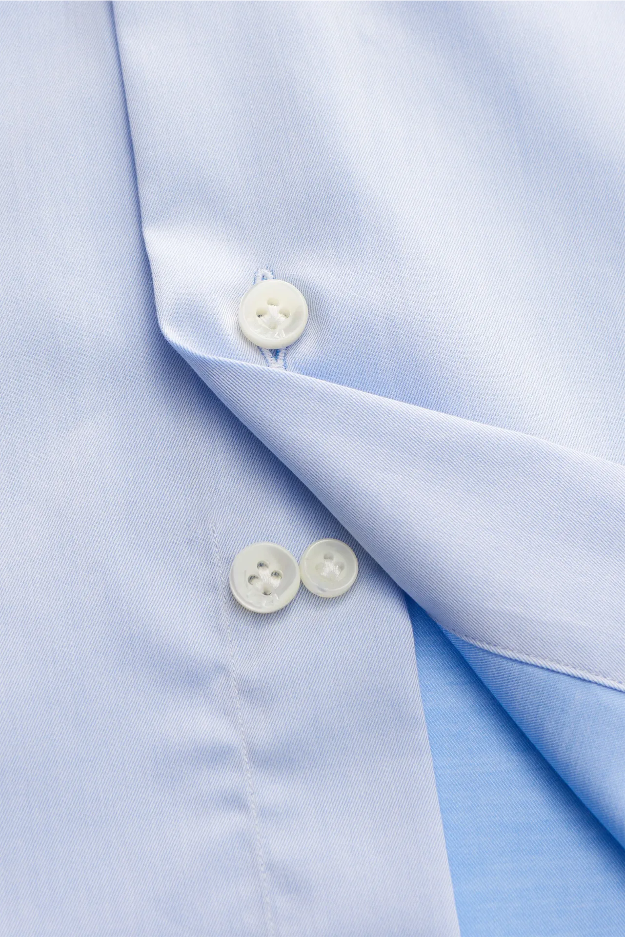 Truzzi - Herren - Business Hemd Haifisch-Kragen 'Napoli Busto' hellblau – Bild 4