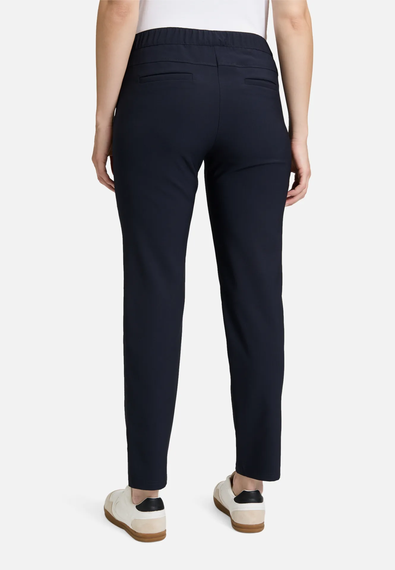 Stretch-Hose mit elastischem Bund Stretch-Hose mit elastischem Bund