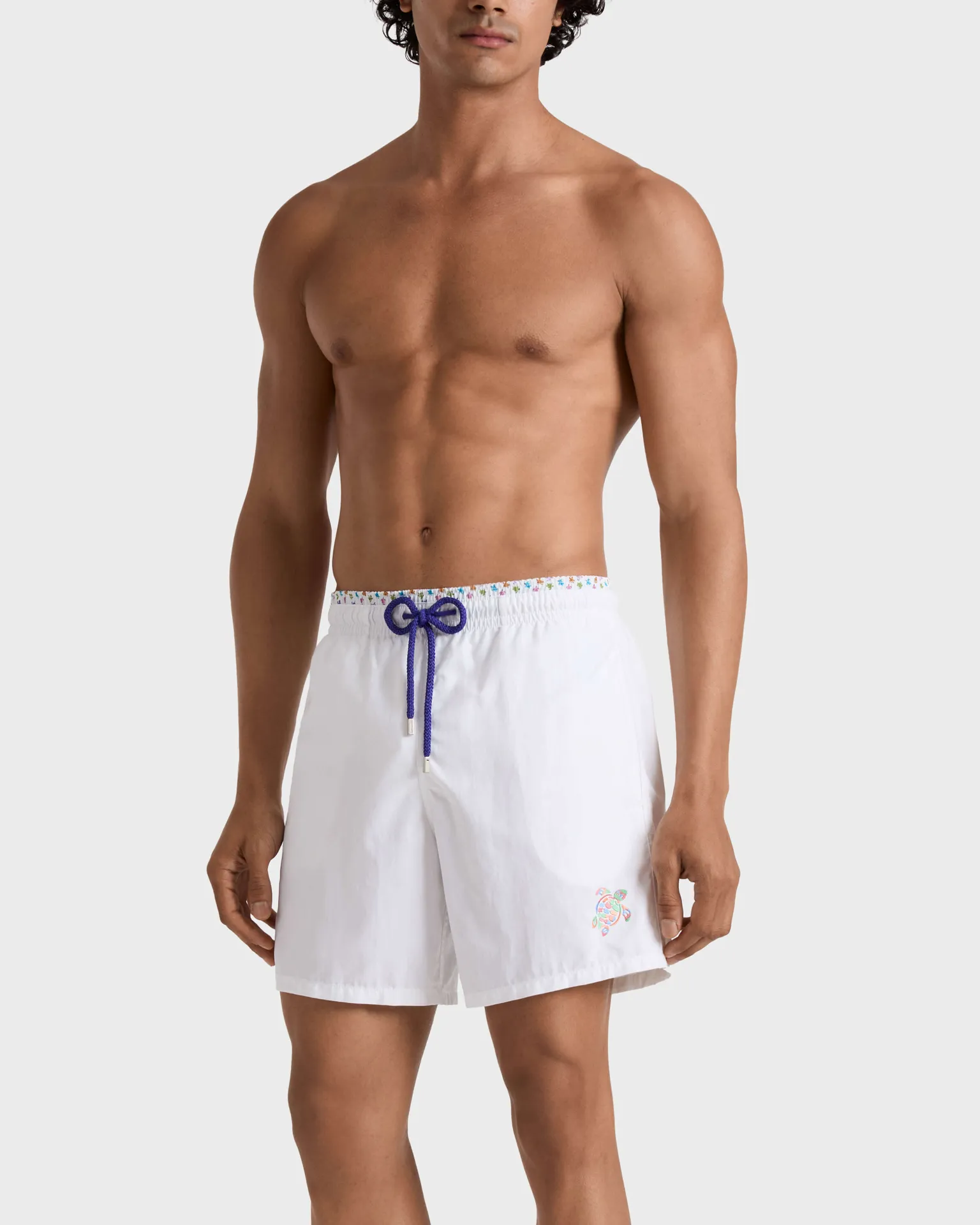 Vilebrequin - Zweifarbige Micro Ronde Des Tortues Badeshorts Für Herren - Bademode - Moka - Weiss - Größe XL – Bild 3