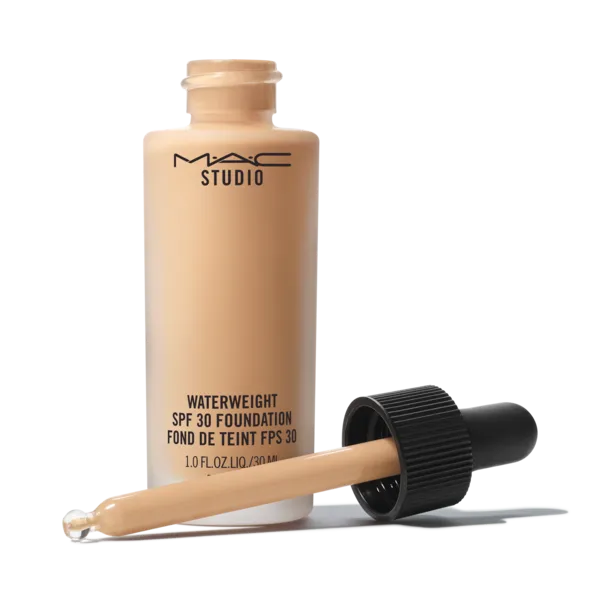 Mac Cosmetics - Studio Waterweight SPF 30 Foundation - NC35 Mac Cosmetics - Studio Waterweight SPF 30 Foundation - NC35