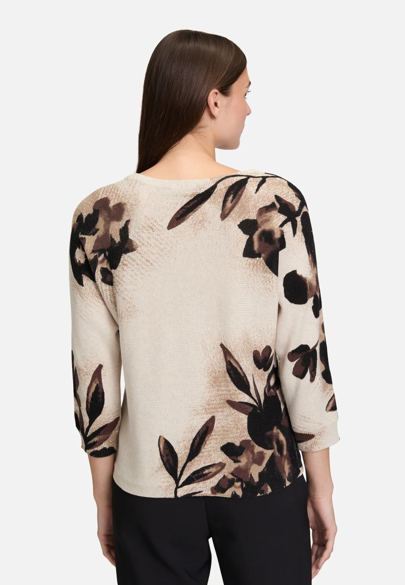 Strickpullover mit Fledermausärmeln Strickpullover mit Fledermausärmeln