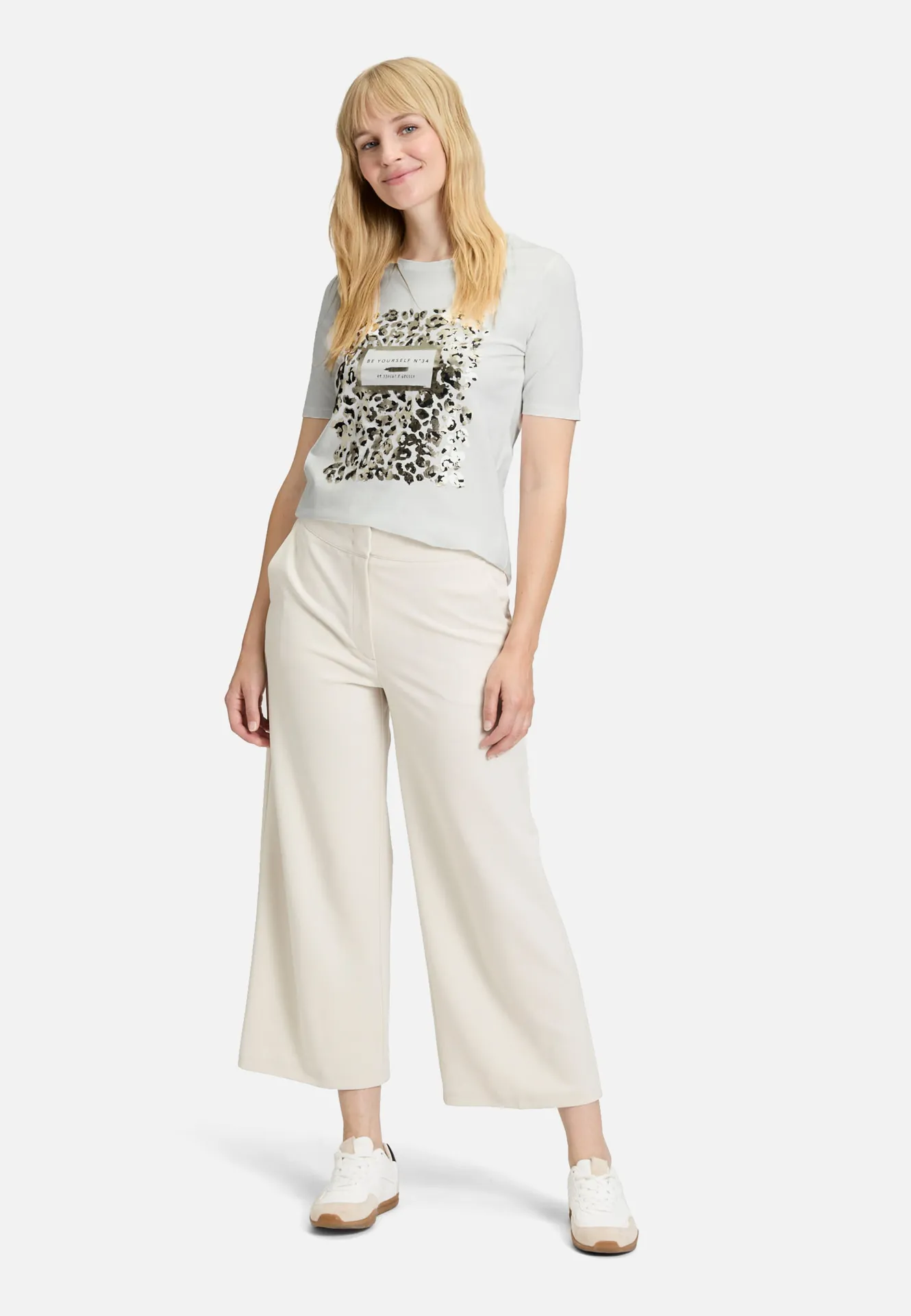 Basic Shirt mit Aufdruck – Bild 2