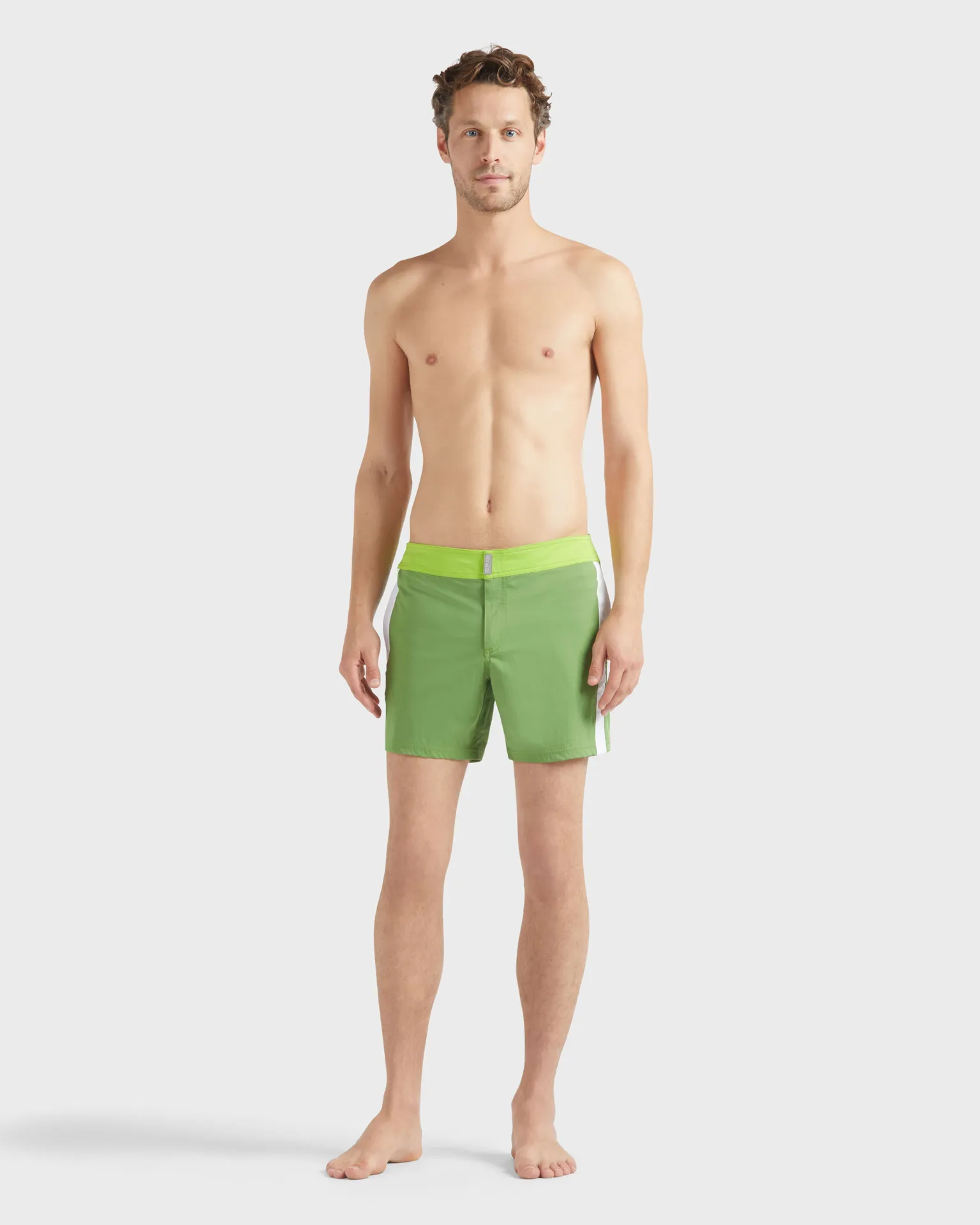 Vilebrequin - Color Block Stretch-badeshorts Mit Flachem Bund Für Herren - Bademode - Merle - Grün - Größe XL – Bild 3