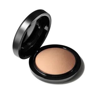 Mac Cosmetics - Mineralize Skinfinish Natural - Medium Deep Mac Cosmetics - Mineralize Skinfinish Natural - Medium Deep