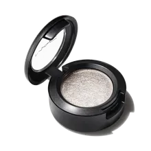 Mac Cosmetics - Dazzleshadow - It’s All About Shine Mac Cosmetics - Dazzleshadow - It’s All About Shine