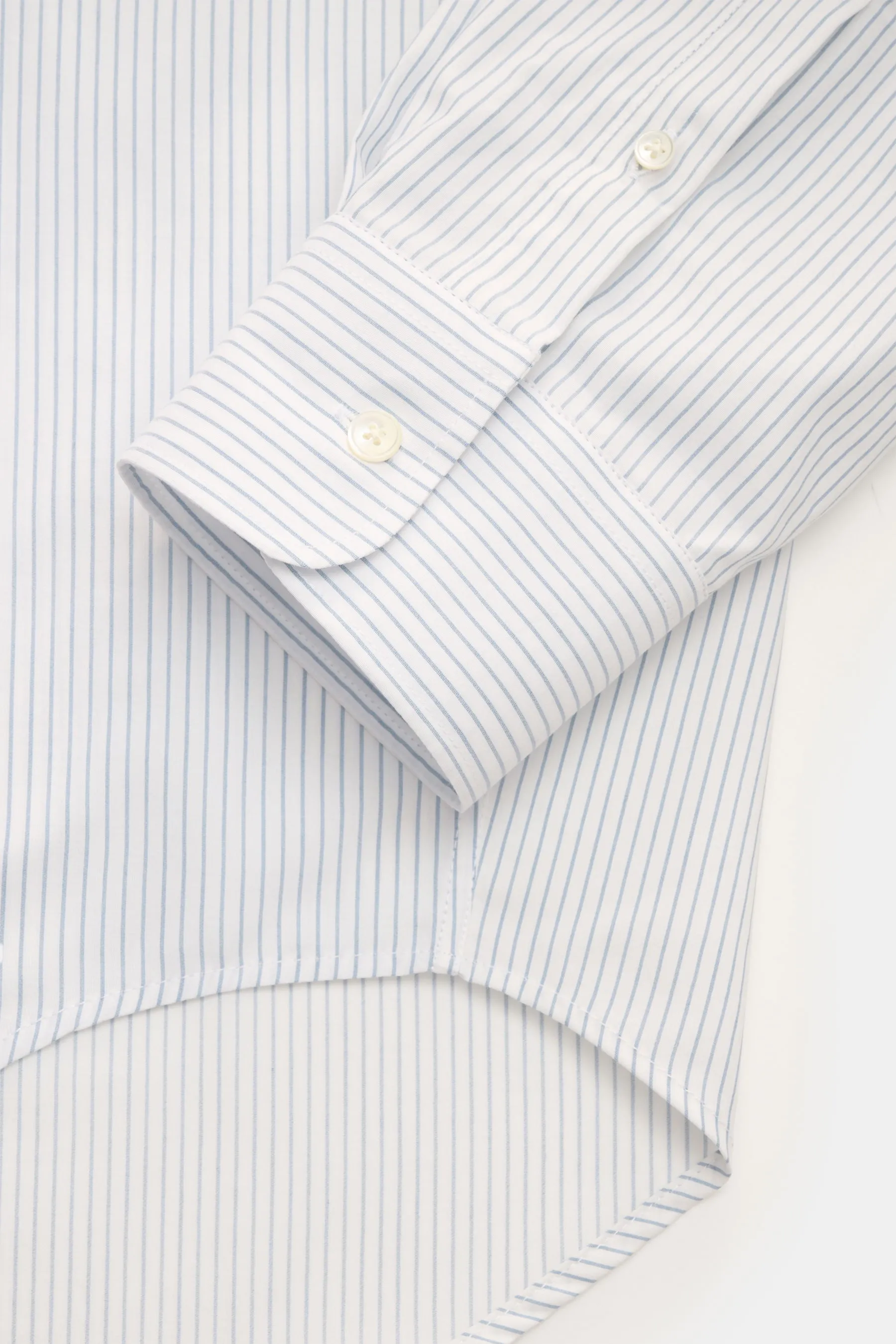 Ami Paris - Herren - Casual Hemd Kent Kragen rauchblau/weiß gestreift – Bild 3