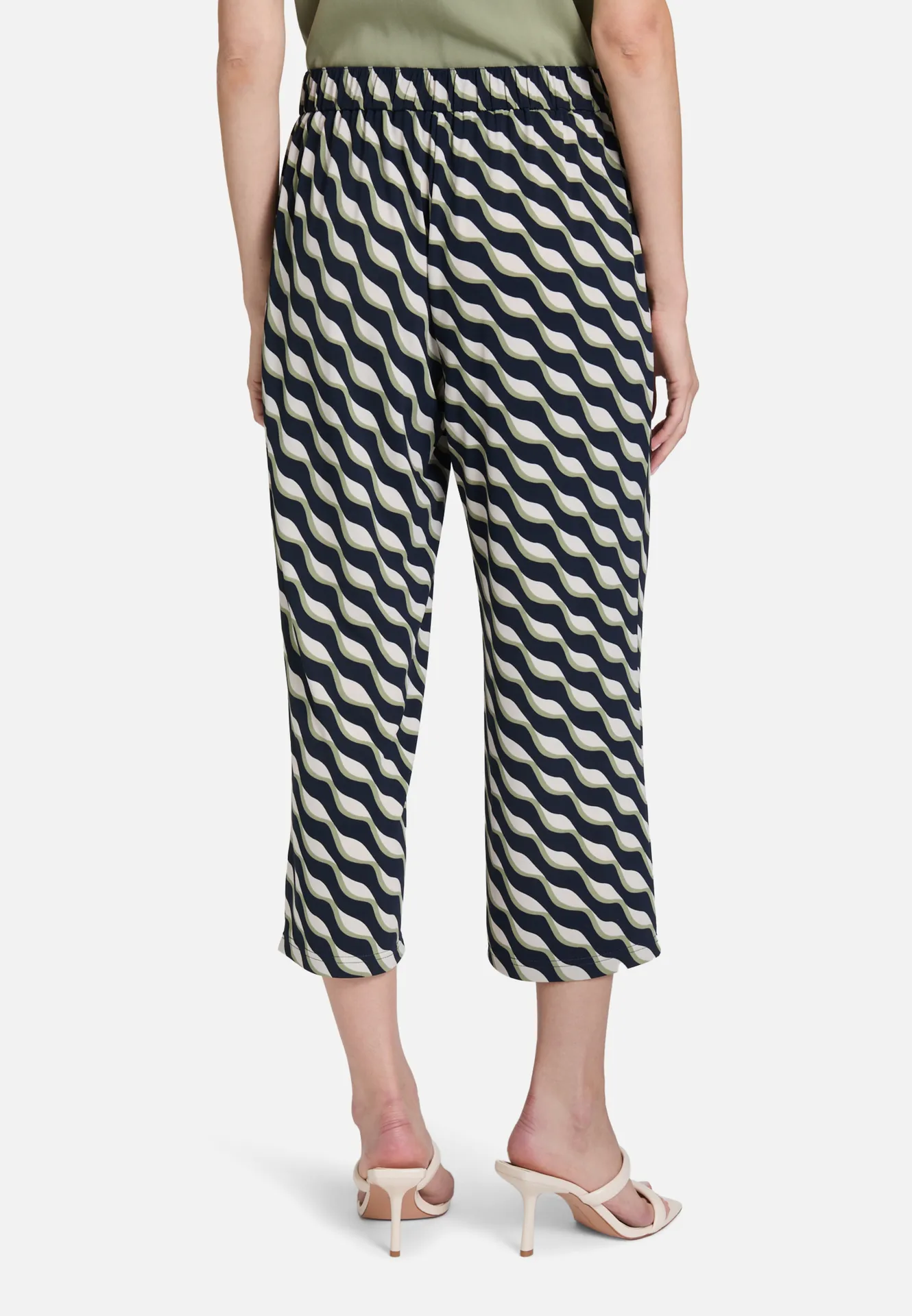 Schlupfhose mit Bundfalten Schlupfhose mit Bundfalten