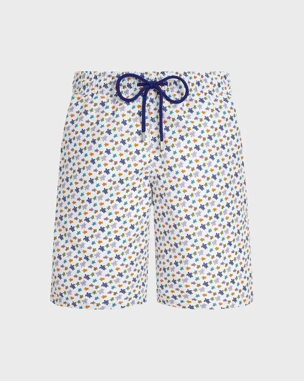 Vilebrequin - Lange Micro Ronde Des Tortues Badeshorts Für Herren - Bademode - Okoa - Weiss - Größe XL Vilebrequin - Lange Micro Ronde Des Tortues Badeshorts Für Herren - Bademode - Okoa - Weiss - Größe XL