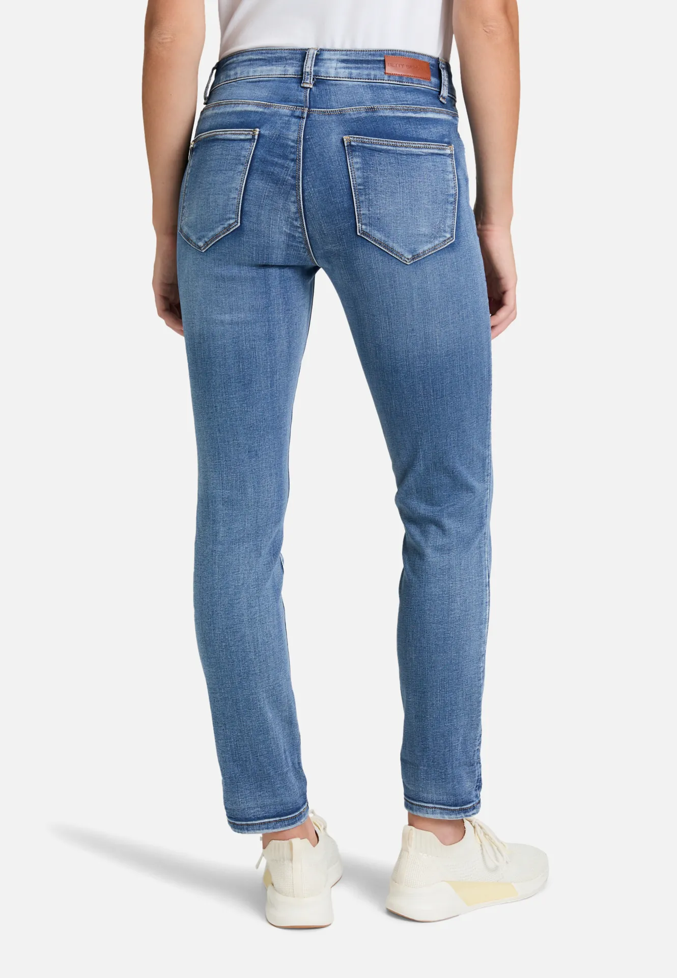 Basic-Jeans mit Waschung Basic-Jeans mit Waschung