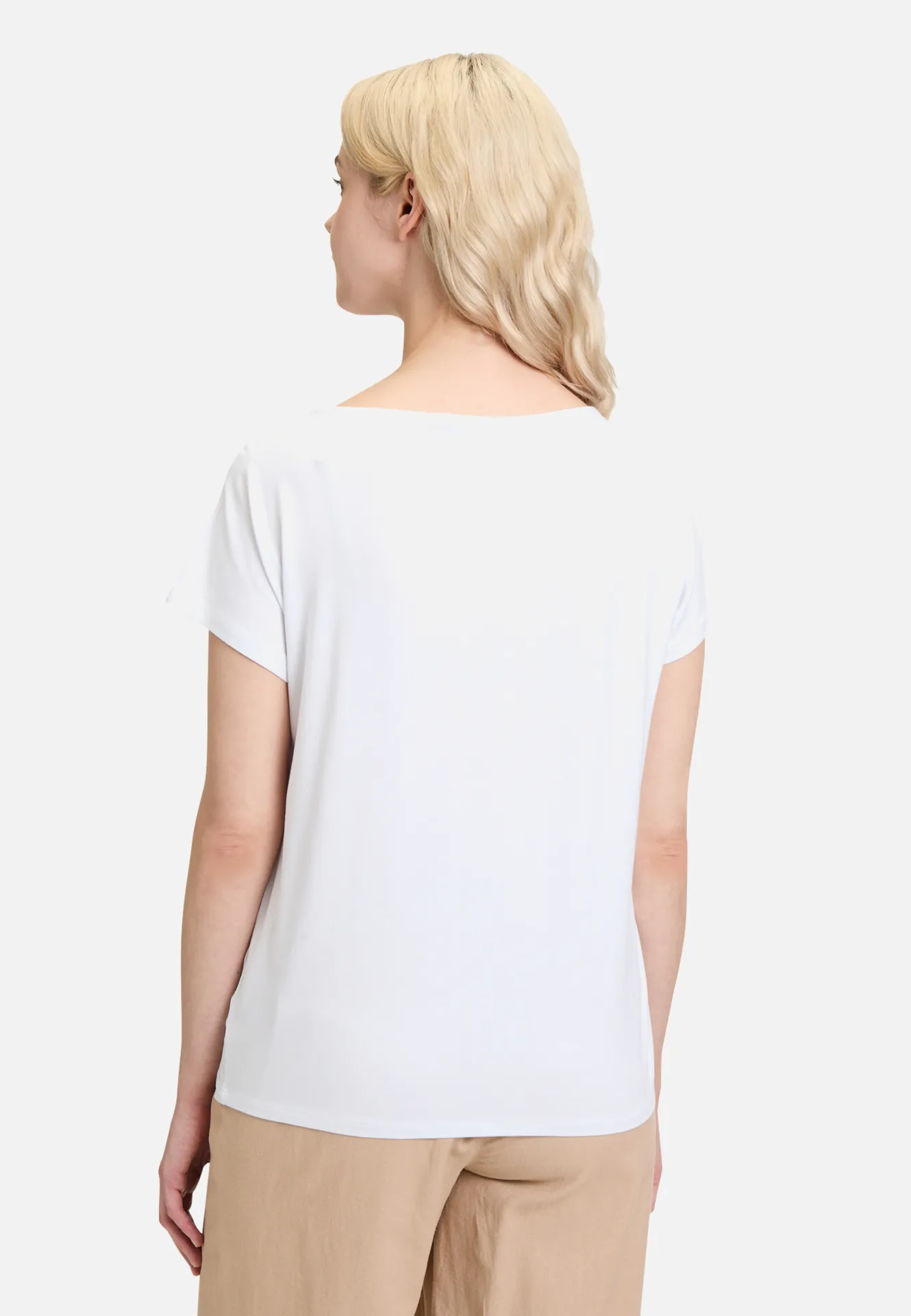 Basic Shirt mit U-Boot-Ausschnitt Basic Shirt mit U-Boot-Ausschnitt