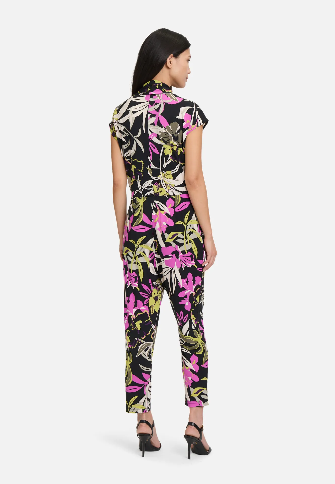 Jumpsuit mit Eingrifftaschen Jumpsuit mit Eingrifftaschen