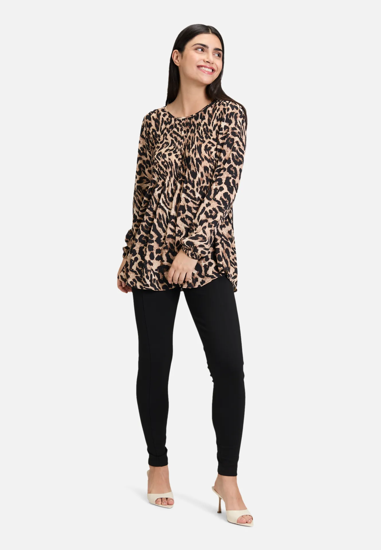 Schlupfbluse mit Plissee – Bild 2