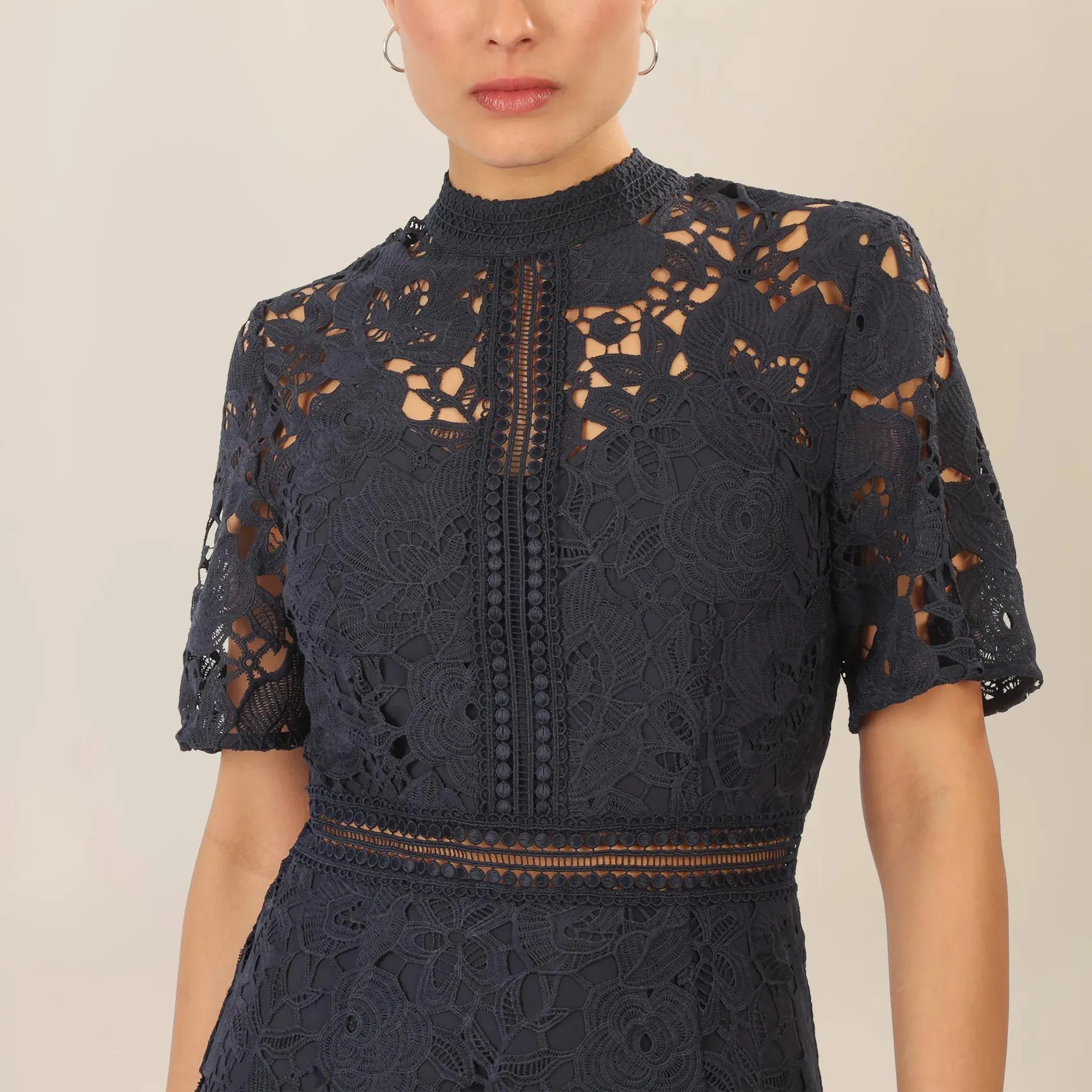 Apart - Midi Spitzenkleid - Größe 40 - blau – Bild 3