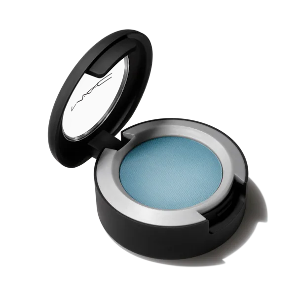 Mac Cosmetics - Powder Kiss Eyeshadow - Good Jeans Mac Cosmetics - Powder Kiss Eyeshadow - Good Jeans