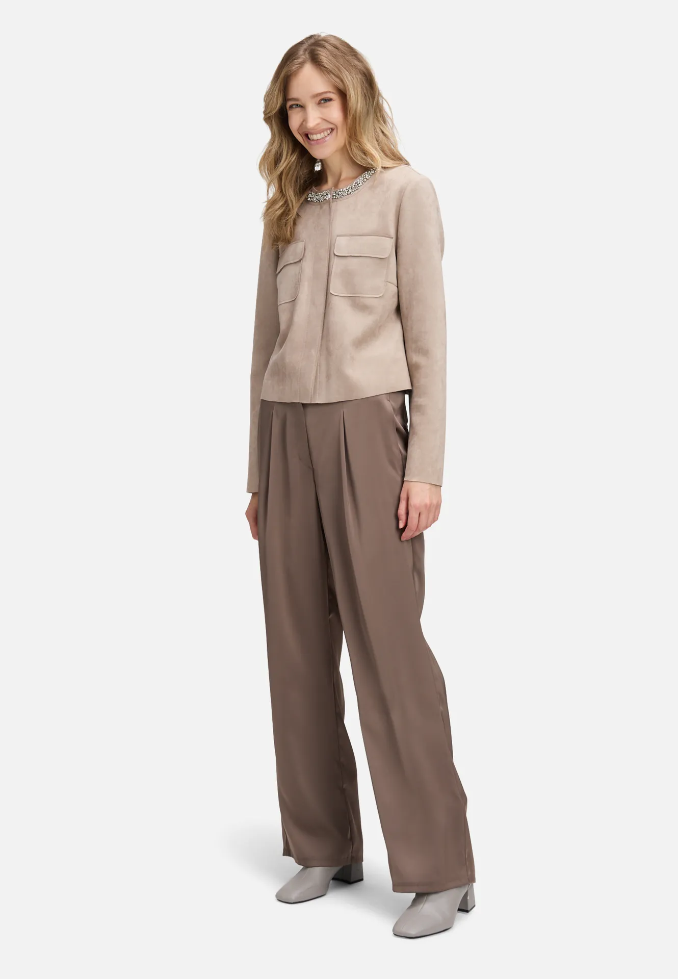 Blazer-Jacke mit aufgesetzten Taschen – Bild 2