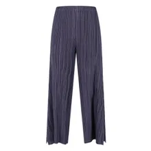 ISSEY MIYAKE PLEATS PLEASE - Pleated Wide-Leg Trousers With Cropped Silhouette - Größe II - blau ISSEY MIYAKE PLEATS PLEASE - Pleated Wide-Leg Trousers With Cropped Silhouette - Größe II - blau