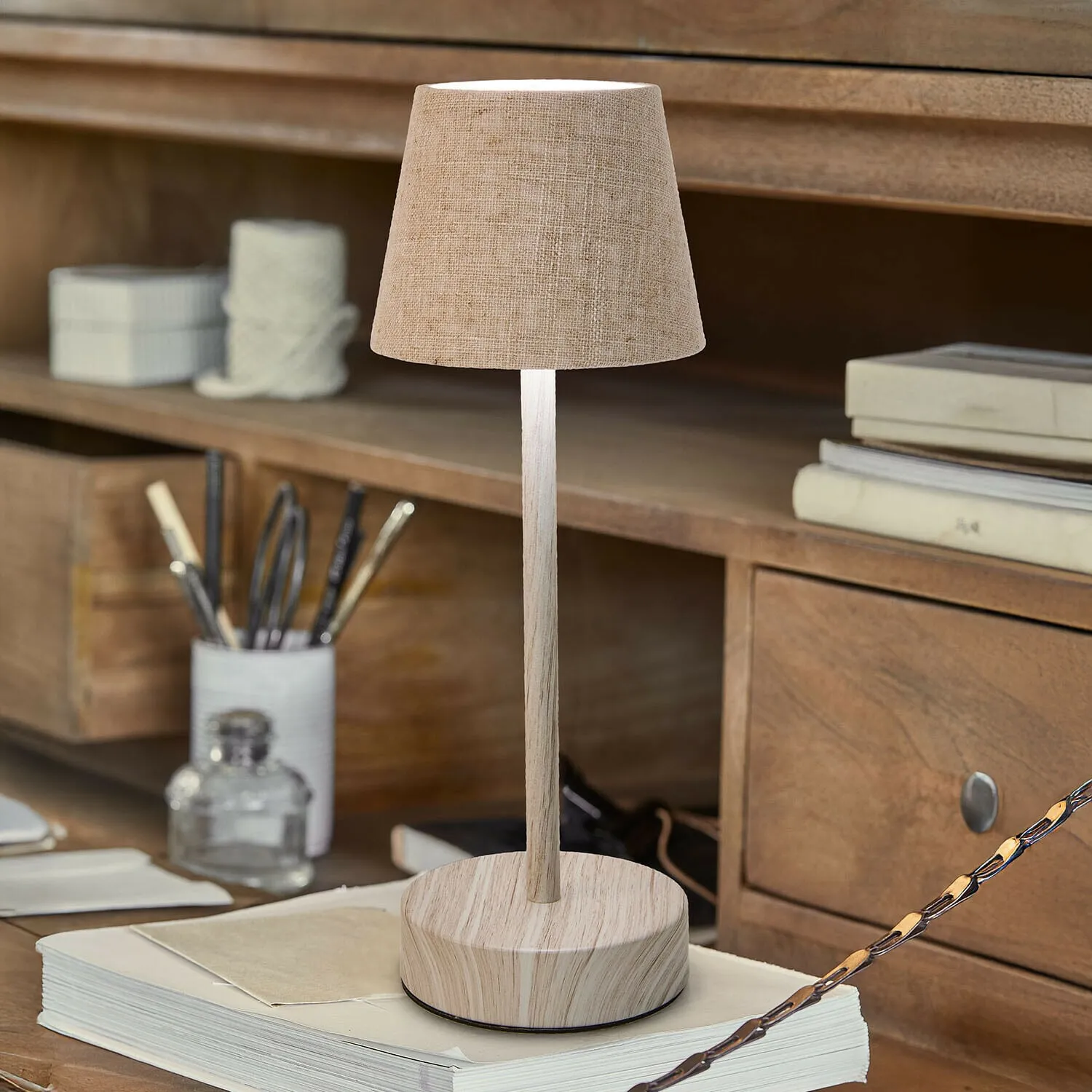 Wiederaufladbare Tischlampe Sylvainie – Bild 4