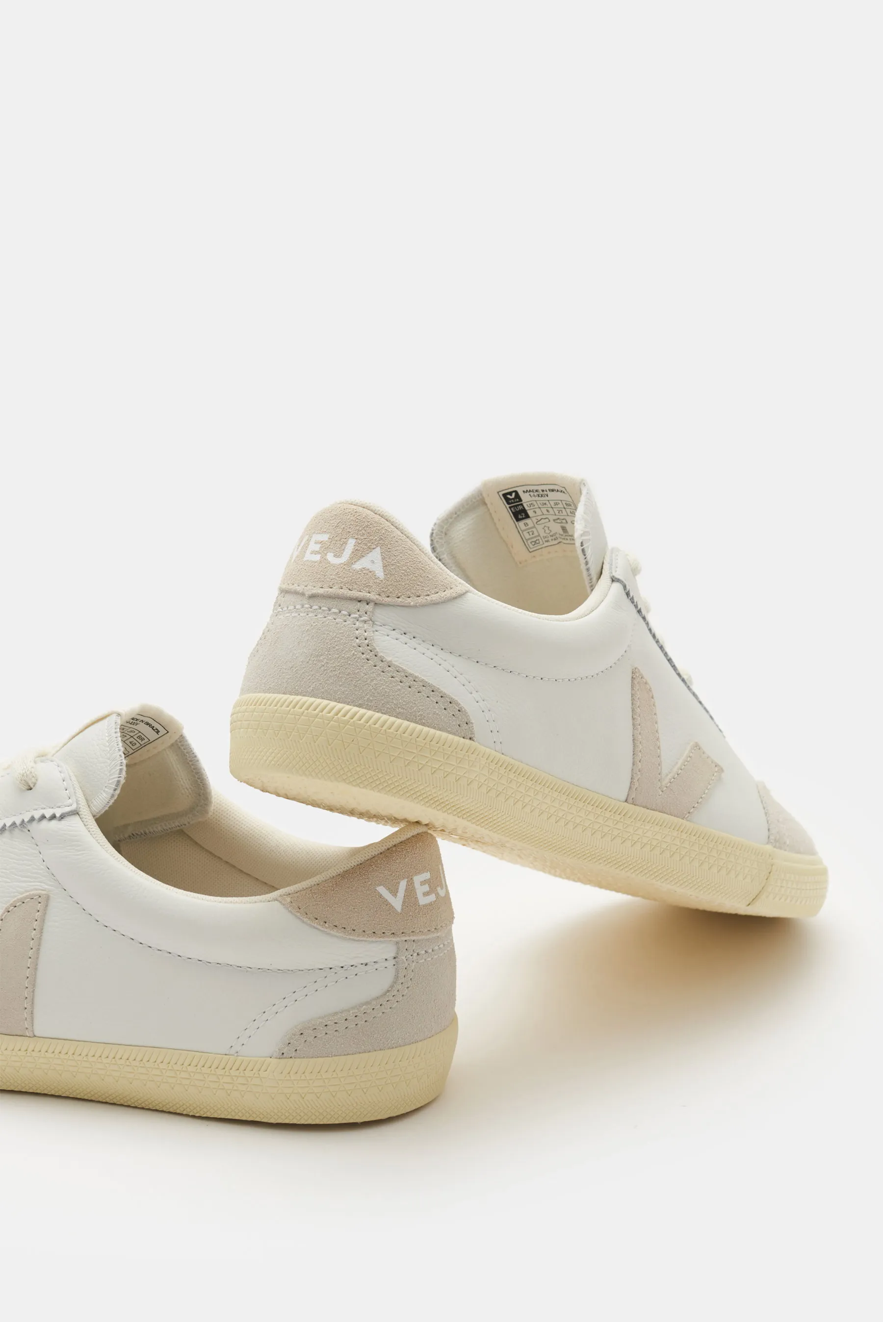 Veja - Herren - Sneaker 'Volley O.T. Leather' weiß/beige – Bild 4