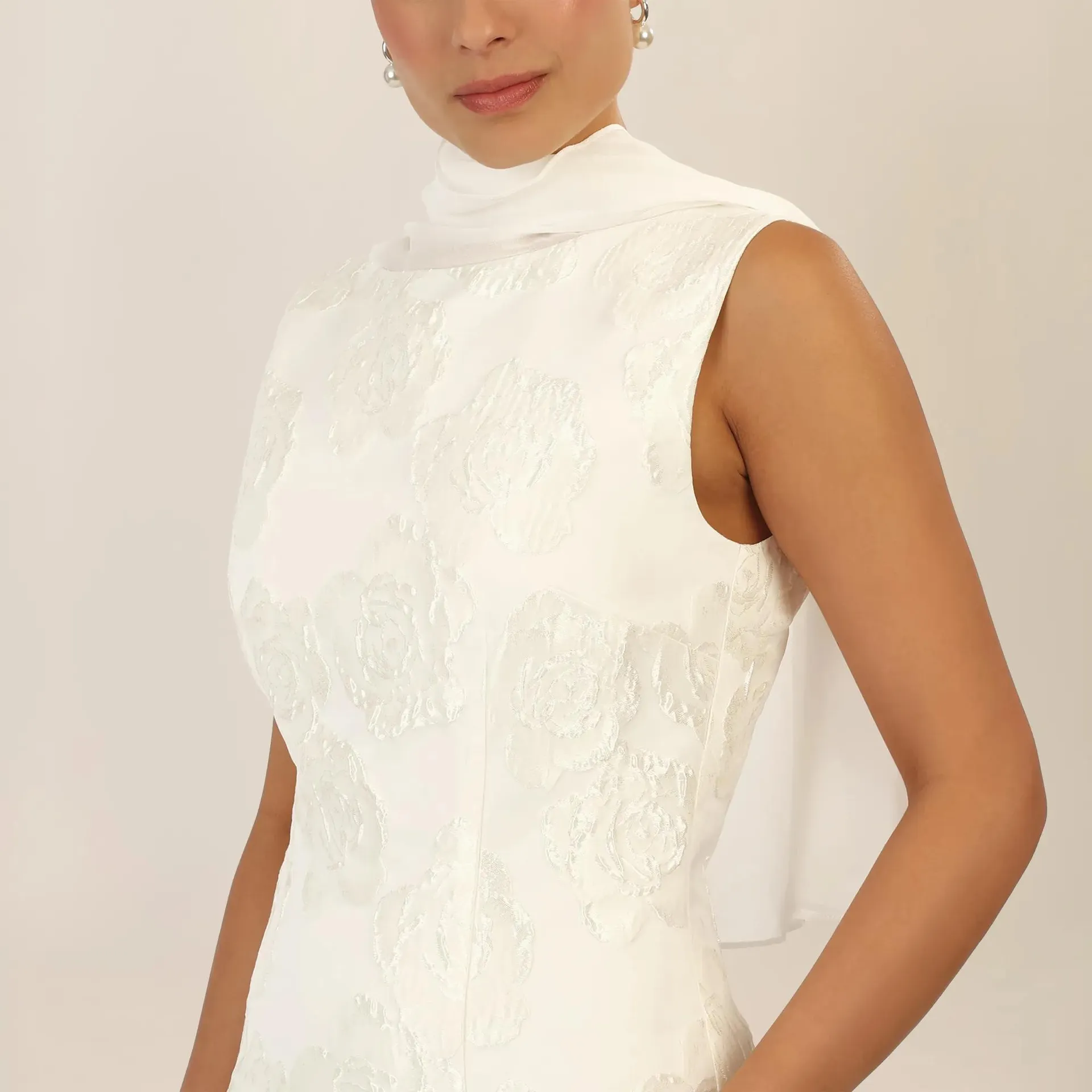 Apart - Jacquardkleid mit Chiffoncape - Größe 42 - creme – Bild 3