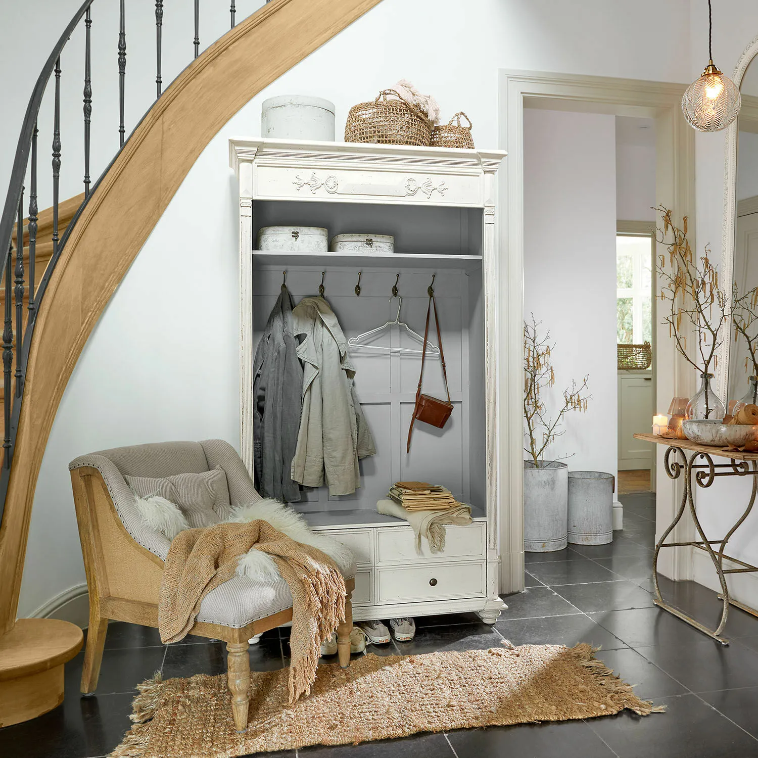 Garderobe Étourville – Bild 2