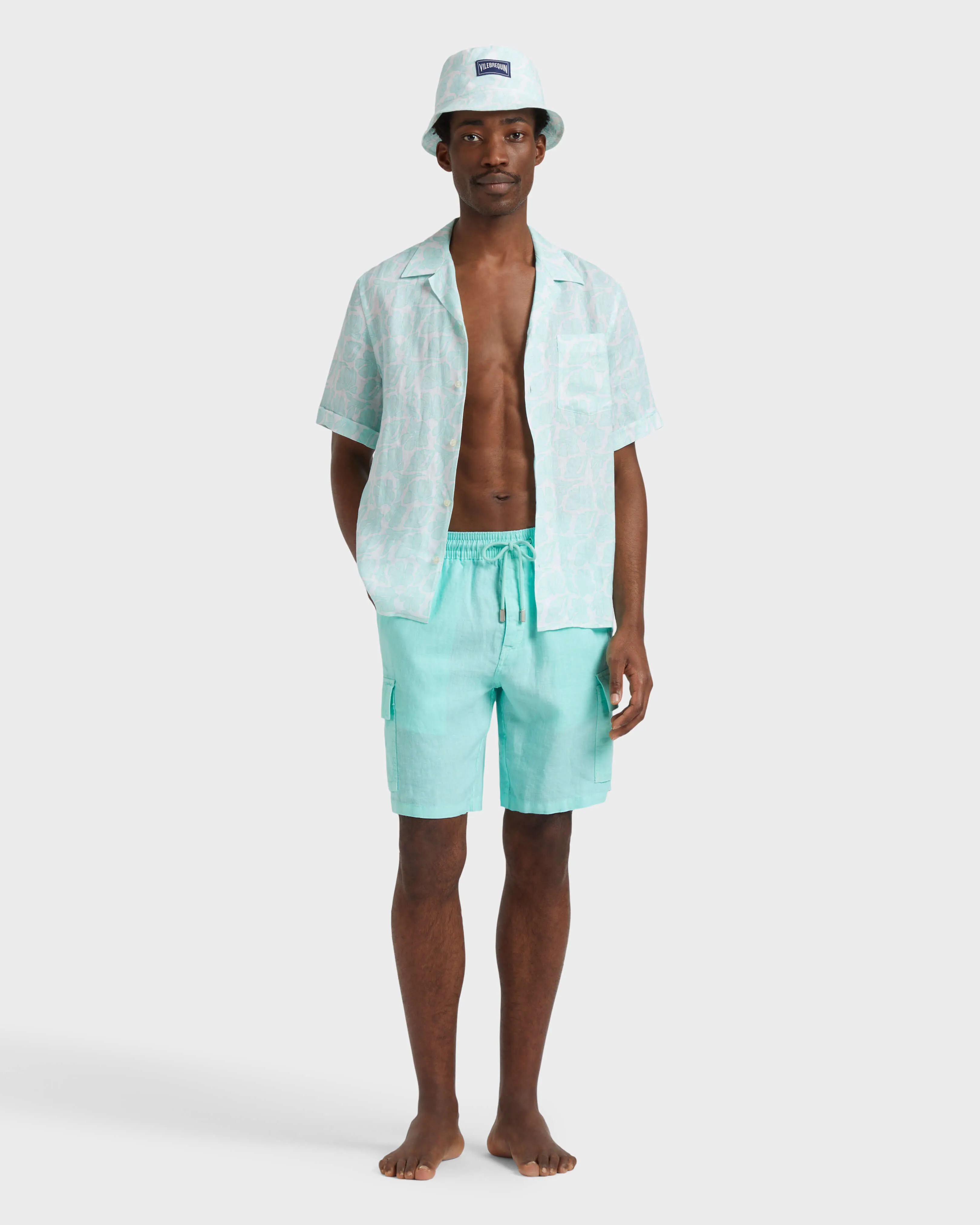 Vilebrequin - Einfarbige Leinen-bermudashorts Mit Cargotaschen Für Herren - Bermuda - Baie - Grün - Größe M – Bild 5