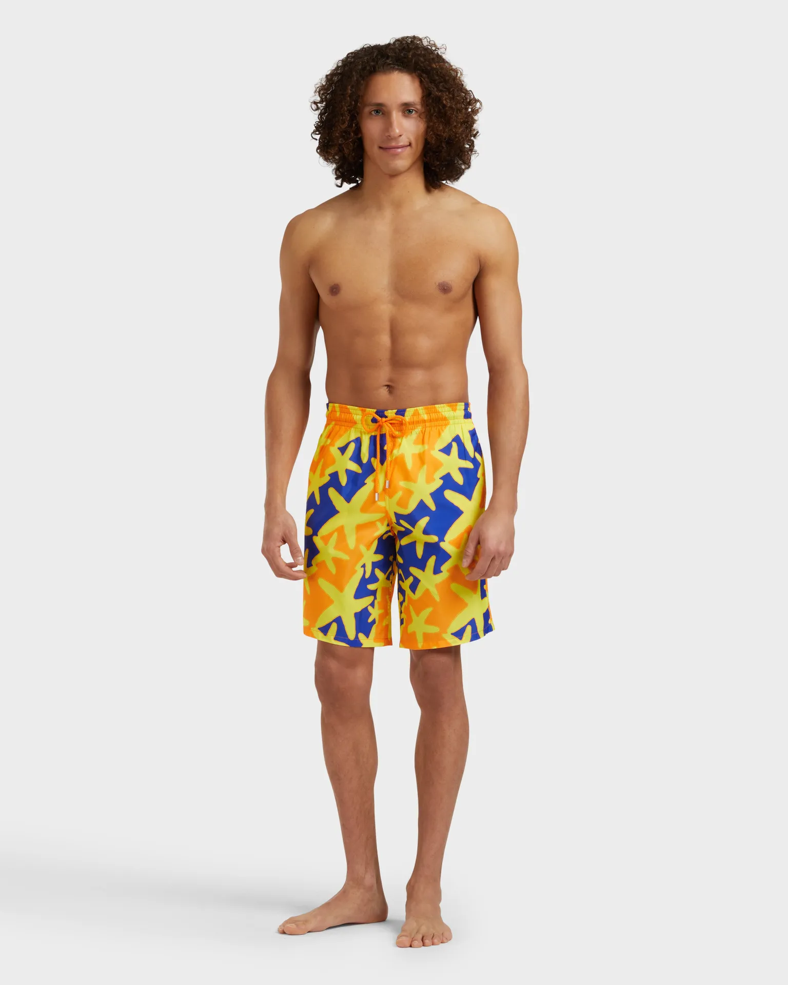 Vilebrequin - Lange Ultraleichte Und Verstaubare Starlight Badeshorts Für Herren - Bademode - Okohina - Orange - Größe XXL – Bild 3