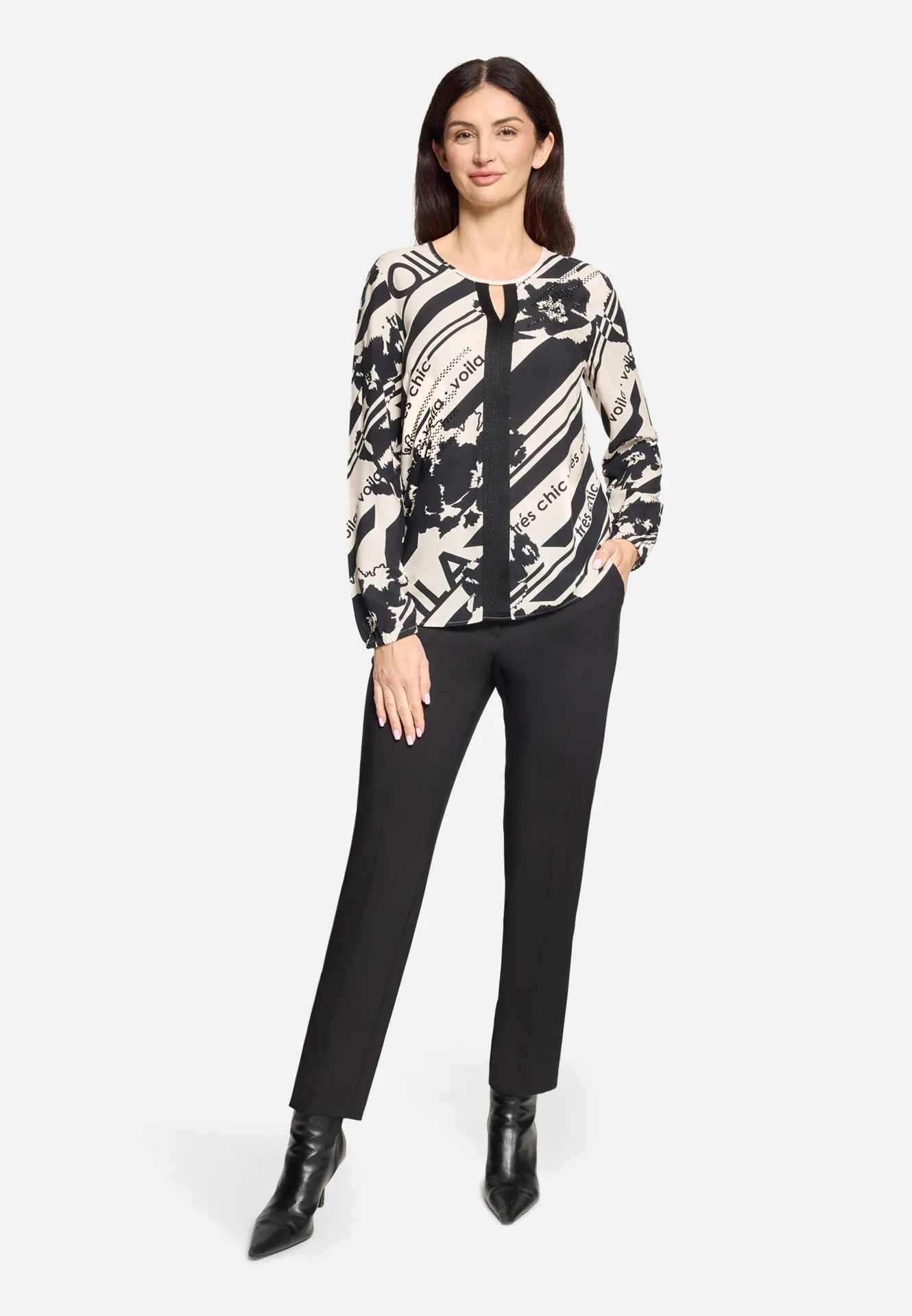 Schlupfbluse mit Rundhalsausschnitt – Bild 2