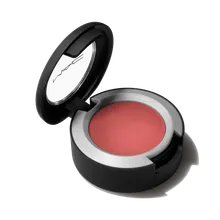 Mac Cosmetics - Powder Kiss Eyeshadow - Devoted To Chili Mac Cosmetics - Powder Kiss Eyeshadow - Devoted To Chili