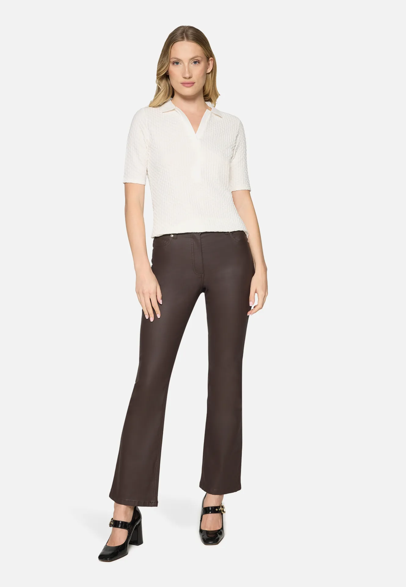 Basic Shirt mit Knöpfen – Bild 2