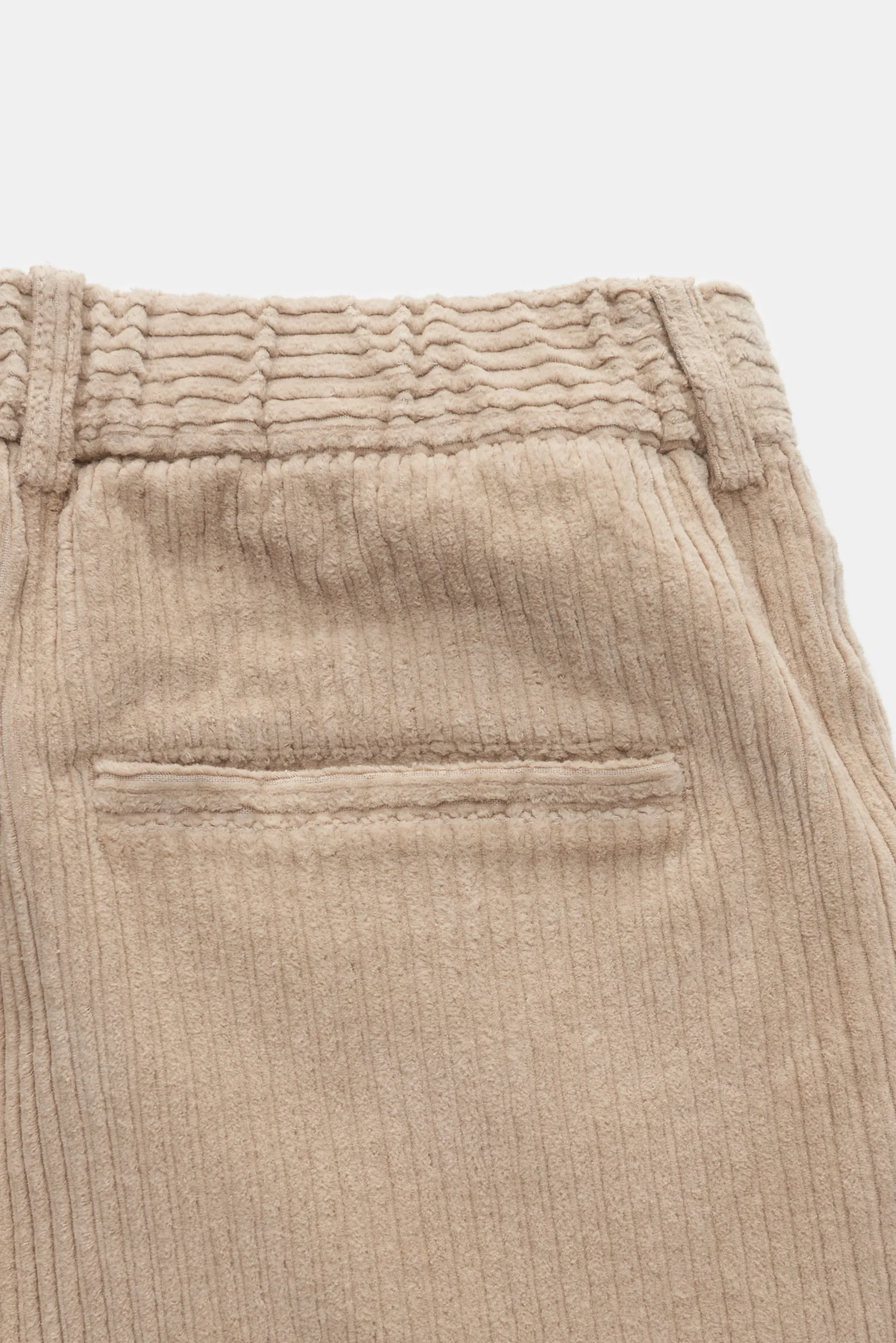 04651/ A trip in a bag - Herren - Cord-Jogpants 'Oyster' beige – Bild 2