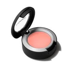 Mac Cosmetics - Powder Kiss Eyeshadow - Strike A Pose Mac Cosmetics - Powder Kiss Eyeshadow - Strike A Pose
