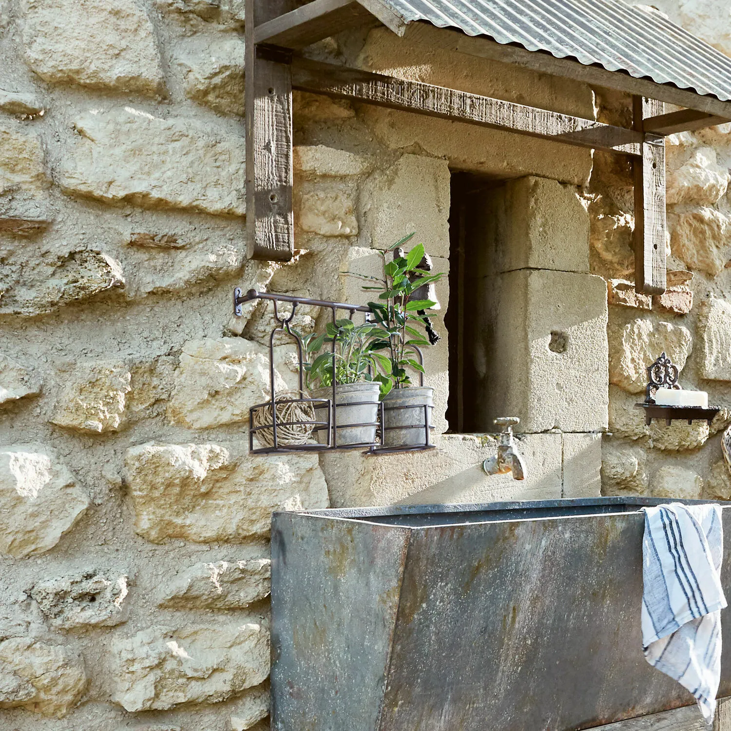 Wandregal mit Pflanzkörben Hemente – Bild 4