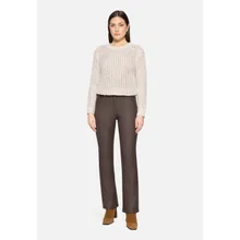 Grobstrick-Pullover mit Lochmuster