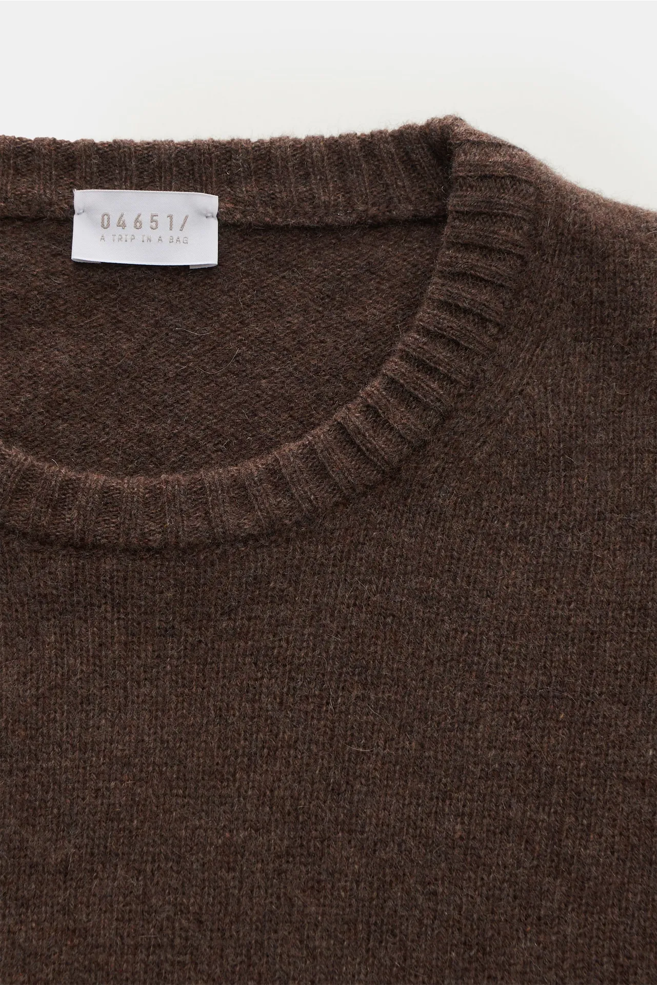 04651/ A trip in a bag - Herren - Cashmere Rundhalspullover graubraun meliert – Bild 2
