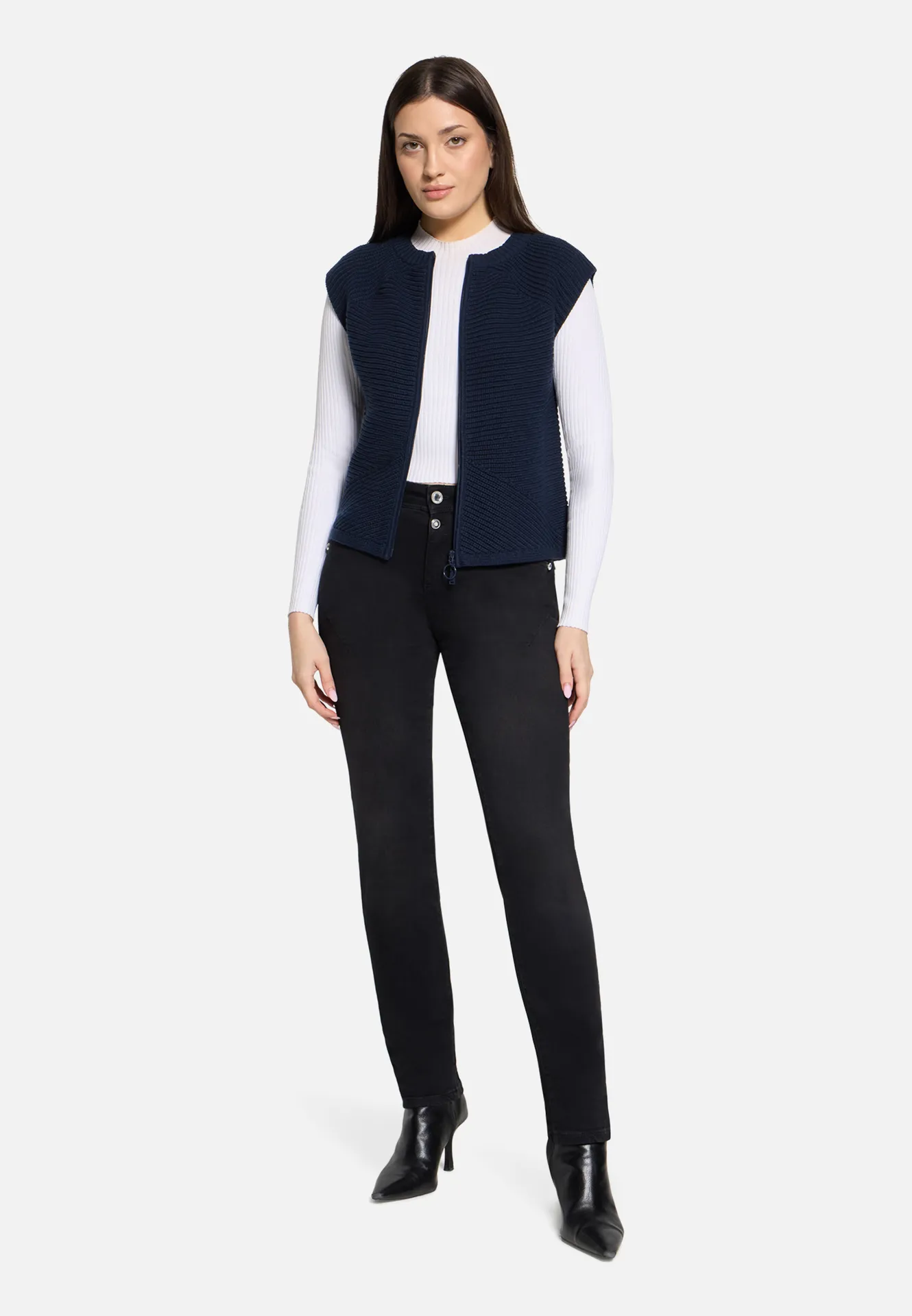 Grobstrickjacke ohne Arm – Bild 2