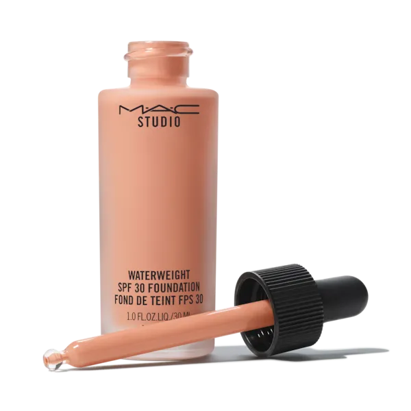 MAC Cosmetics Studio Waterweight SPF 30 Foundation MAC Cosmetics Studio Waterweight SPF 30 Foundation
