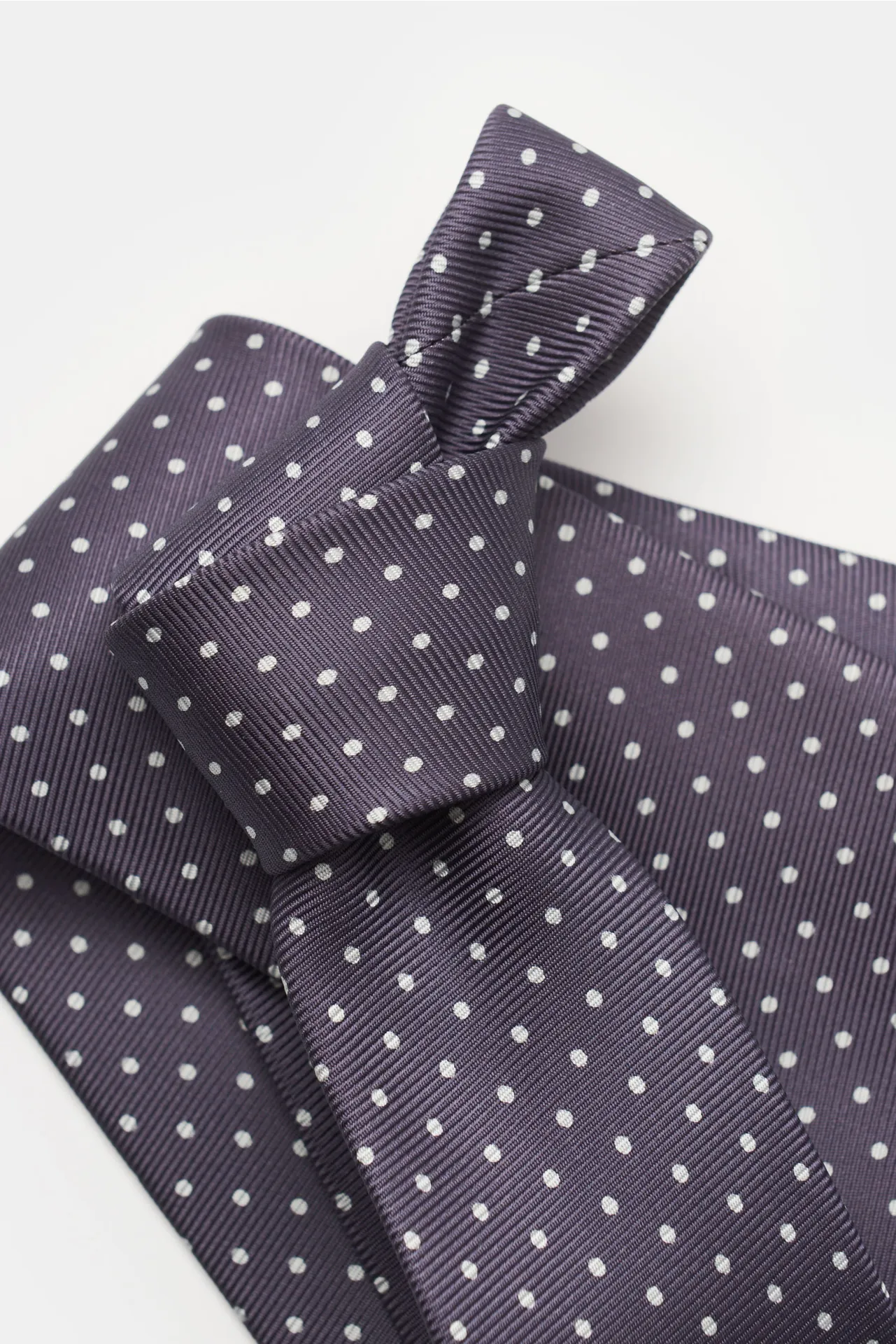 Bigi - Herren - Seidenkrawatte 'Cile' grau/weiß gepunktet – Bild 3