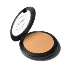 Mac Cosmetics - Full Coverage Foundation - NC30 Mac Cosmetics - Full Coverage Foundation - NC30