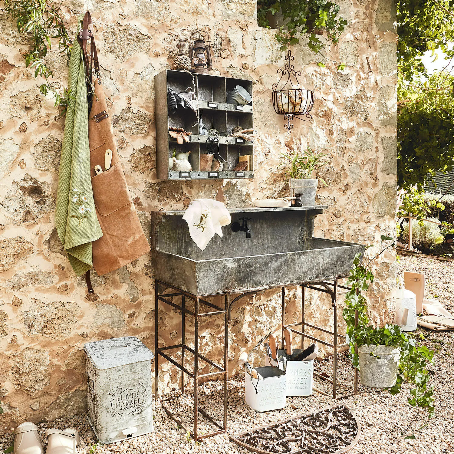 Wandregal Esttar – Bild 4