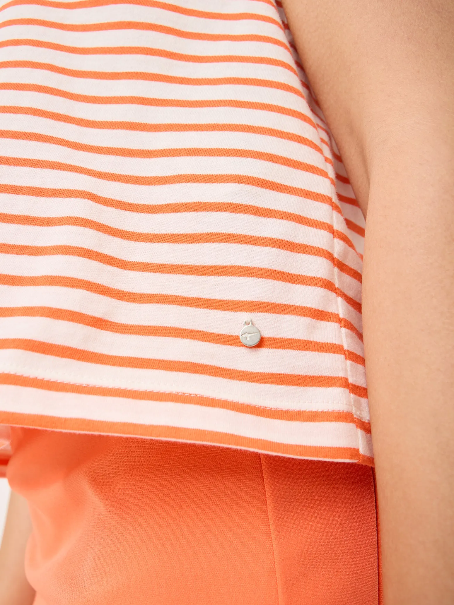 Cropped T-shirt – Bild 2