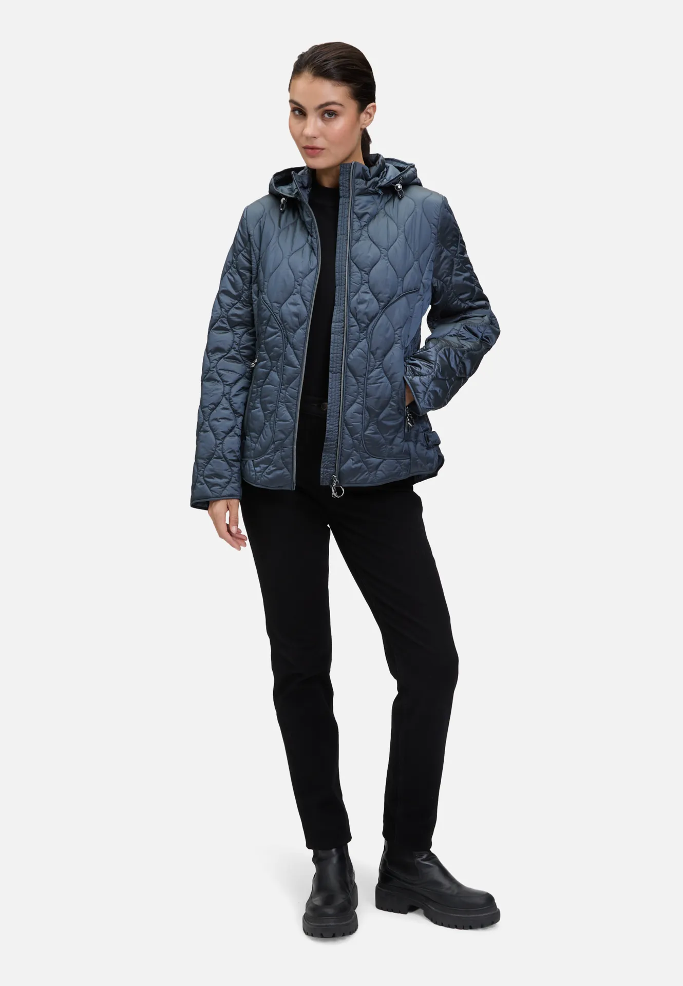 Outdoorjacke mit abnehmbarer Kapuze – Bild 2