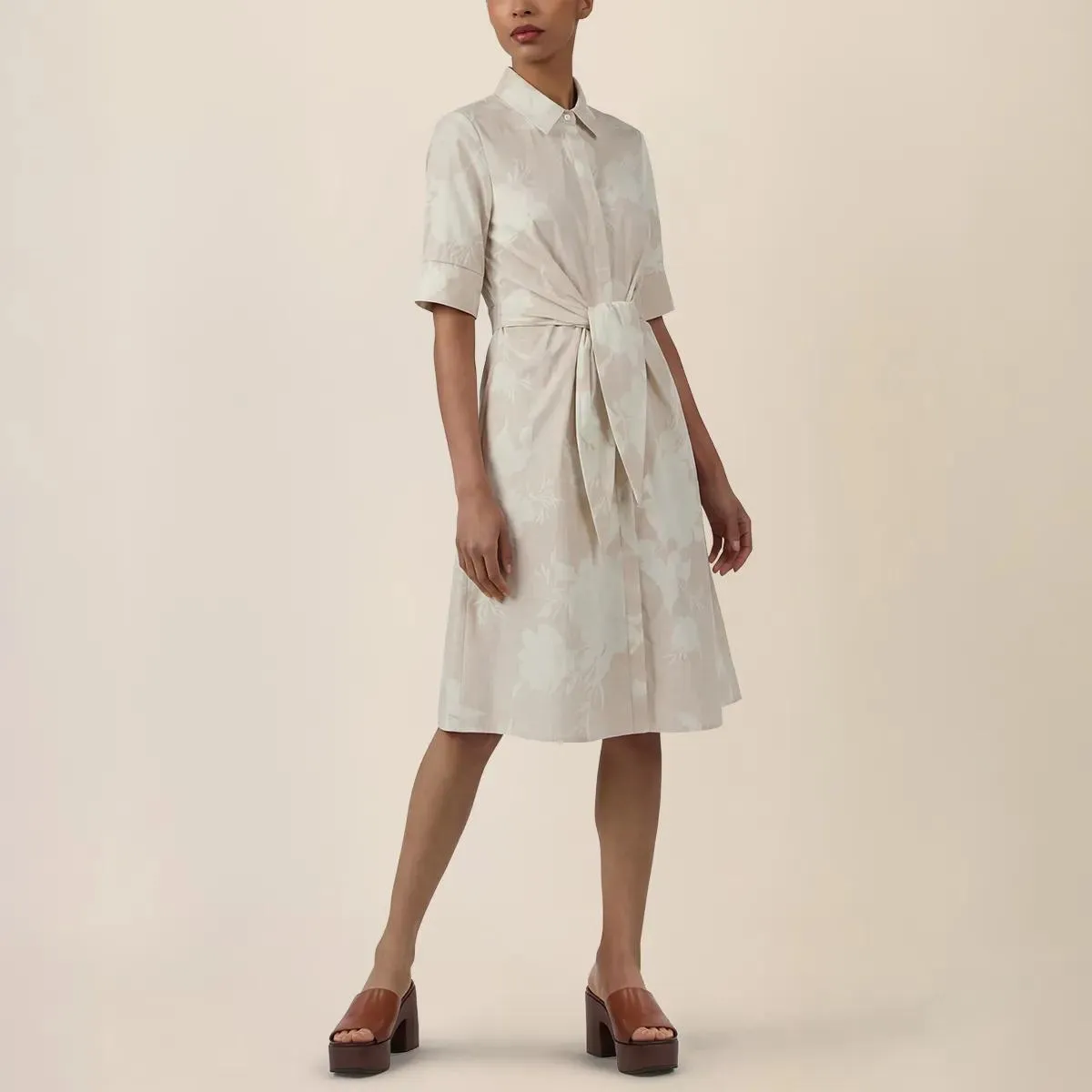 Apart - Kurzes bedrucktes Kleid - Größe 36 - beige – Bild 2