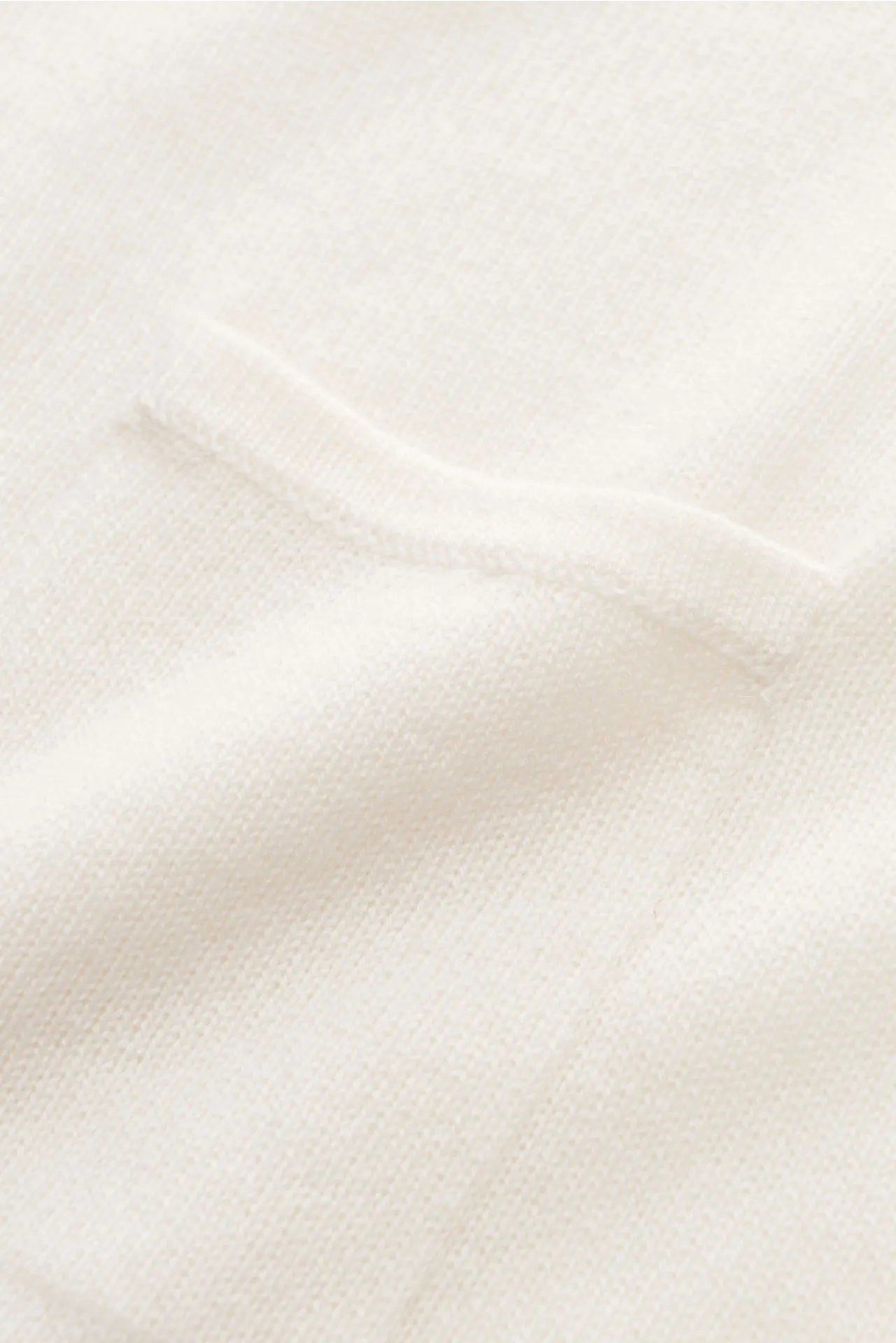 04651/ A trip in a bag - Herren - Cashmere Pullover 'The Pocket Crew' creme – Bild 5