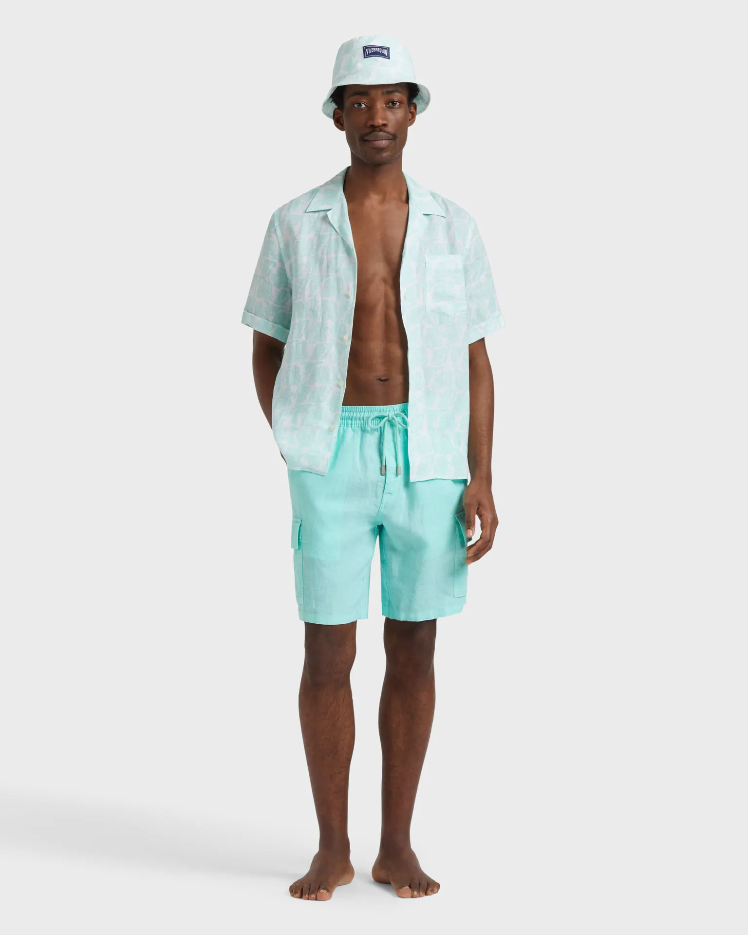 Vilebrequin - Einfarbige Leinen-bermudashorts Mit Cargotaschen Für Herren - Bermuda - Baie - Grün - Größe XXXL – Bild 5