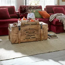 Truhe Eskeny Truhe Eskeny