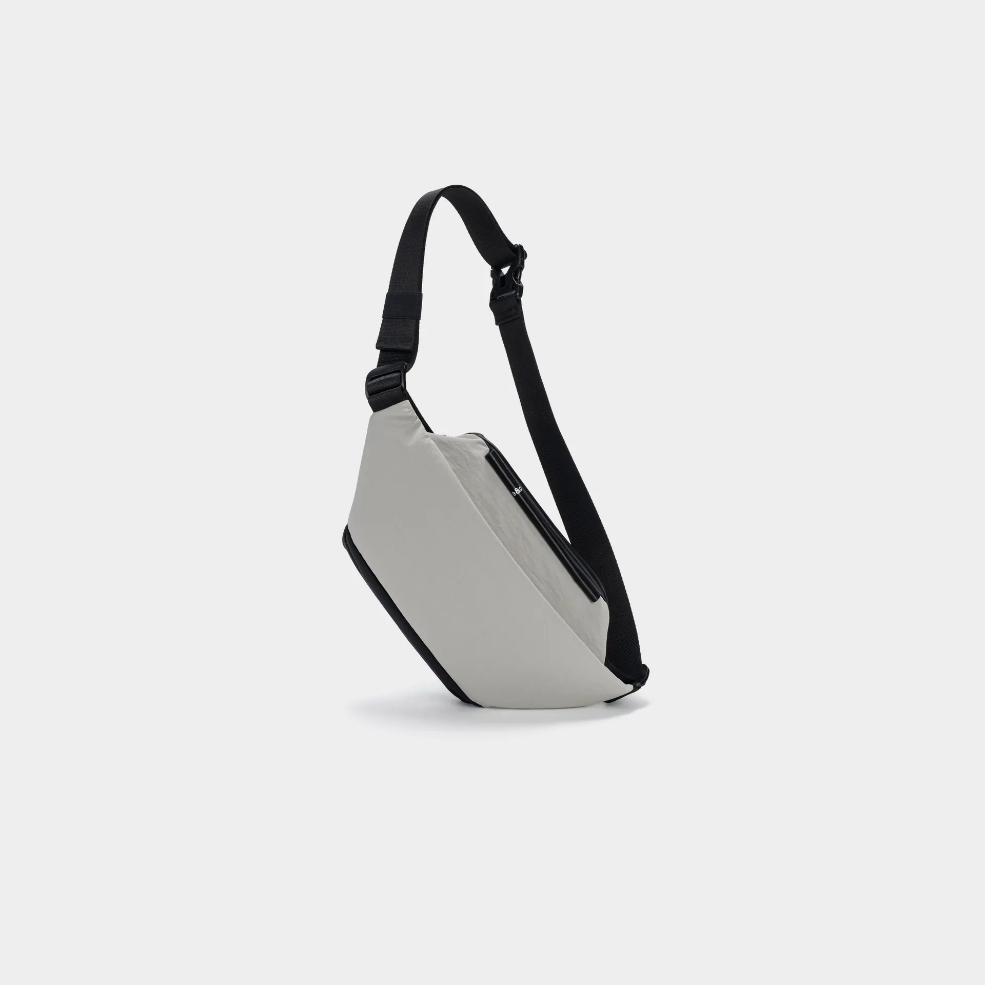 Isarau S Smooth Light Grey Isarau S Smooth Light Grey