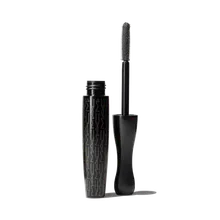 MAC Cosmetics In Extreme Dimension 3D Black Lash Mascara MAC Cosmetics In Extreme Dimension 3D Black Lash Mascara