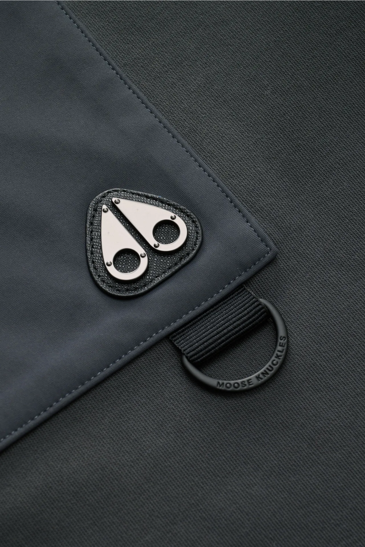 Moose Knuckles - Herren - Rundhals-Sweatshirt 'Dalon Crew' dunkelgrau – Bild 4