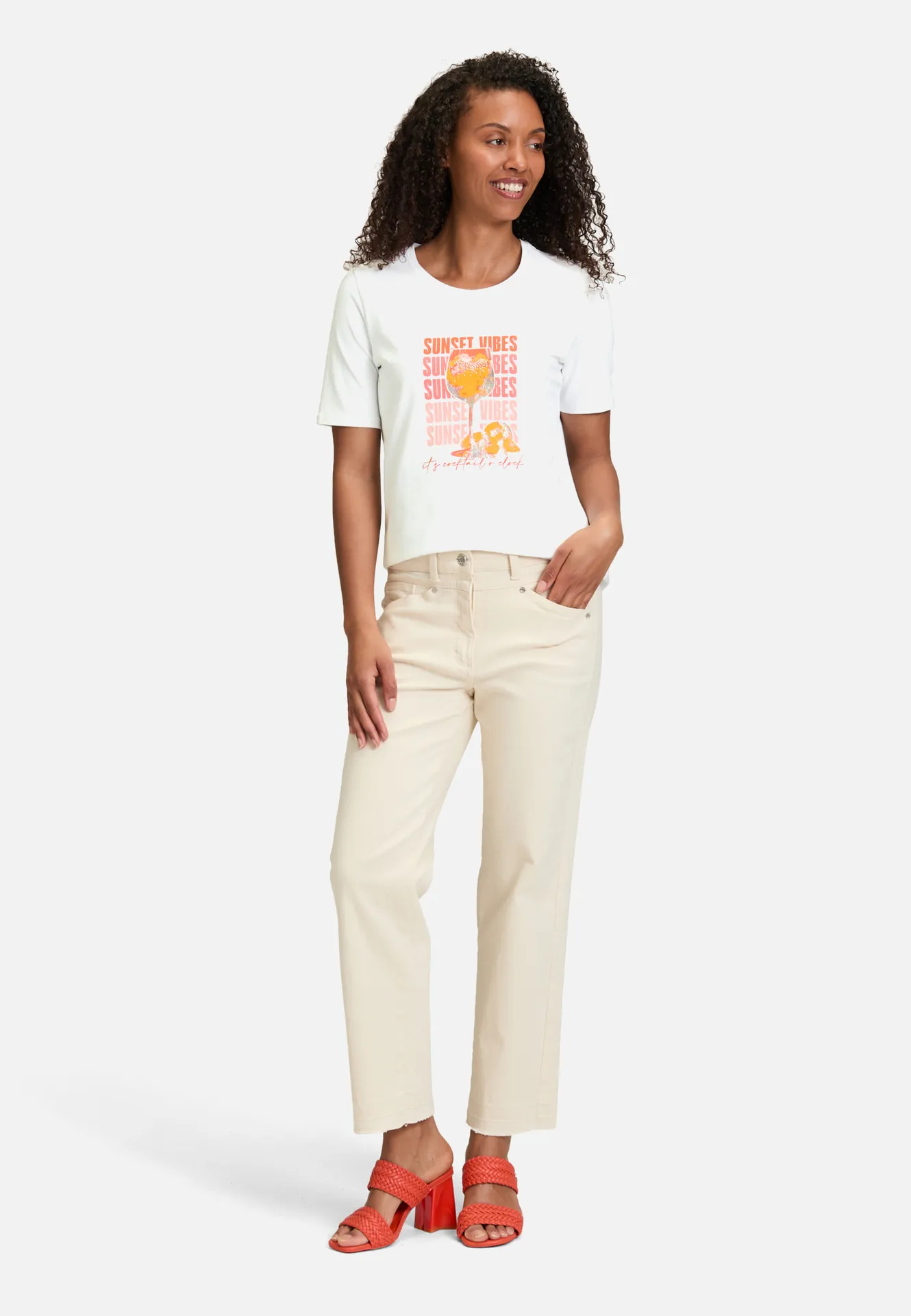 Basic Shirt mit Aufdruck – Bild 2