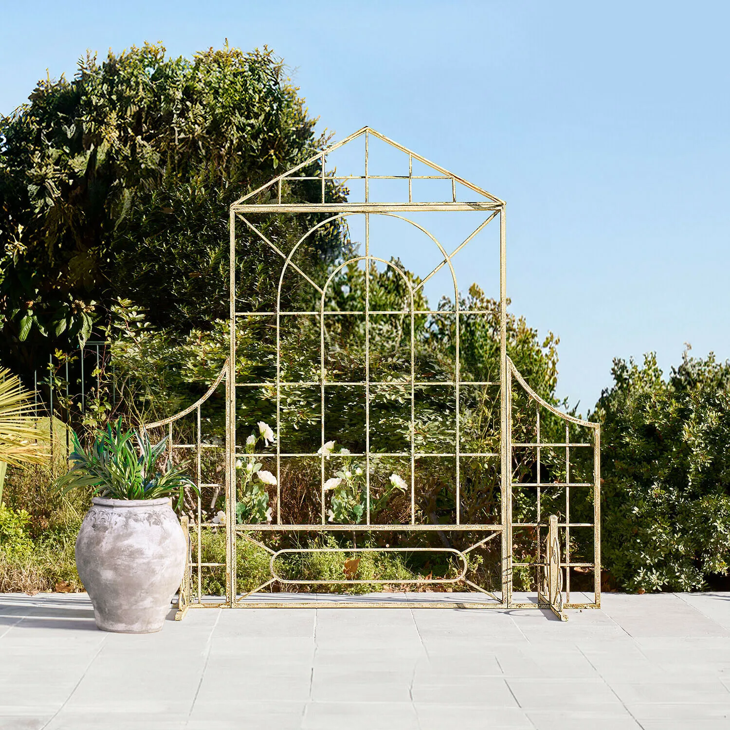 Paravent Hallowby Paravent Hallowby